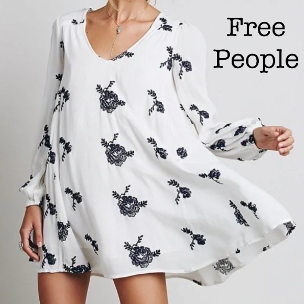 Free People White and Navy Floral Long Sleeve Dress Size Small